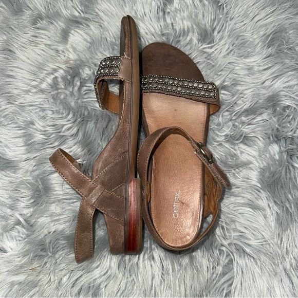 Aetrex Sandals size 40 - Picture 2 of 5